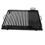 Vista frontal del emparrillado de hierro ángulo enlozado con grasera y plancha bifera del kit.